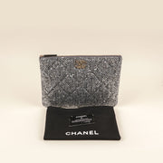 19 Sequin Pouch